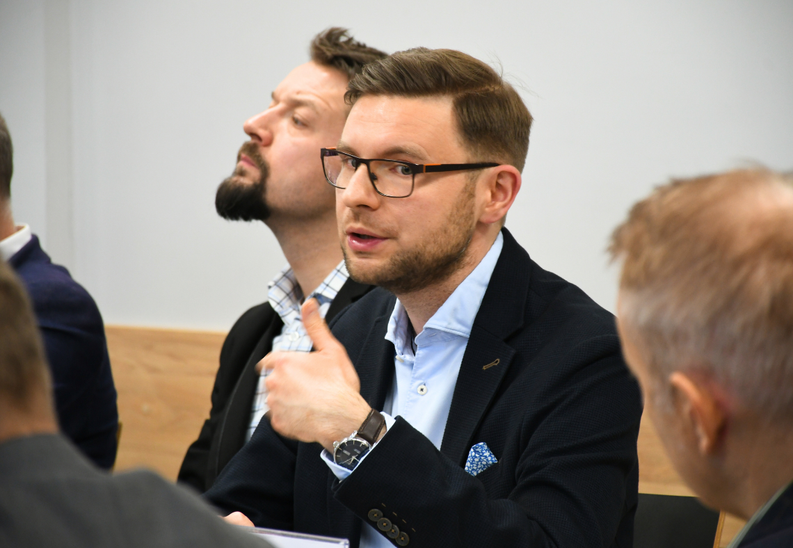 Dr Rafał Wiśniewski na seminarium dot. kierunków polityki polsko-amerykańskiej na UJ