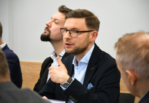 Dr Rafał Wiśniewski na seminarium dot. kierunków polityki polsko-amerykańskiej na UJ
