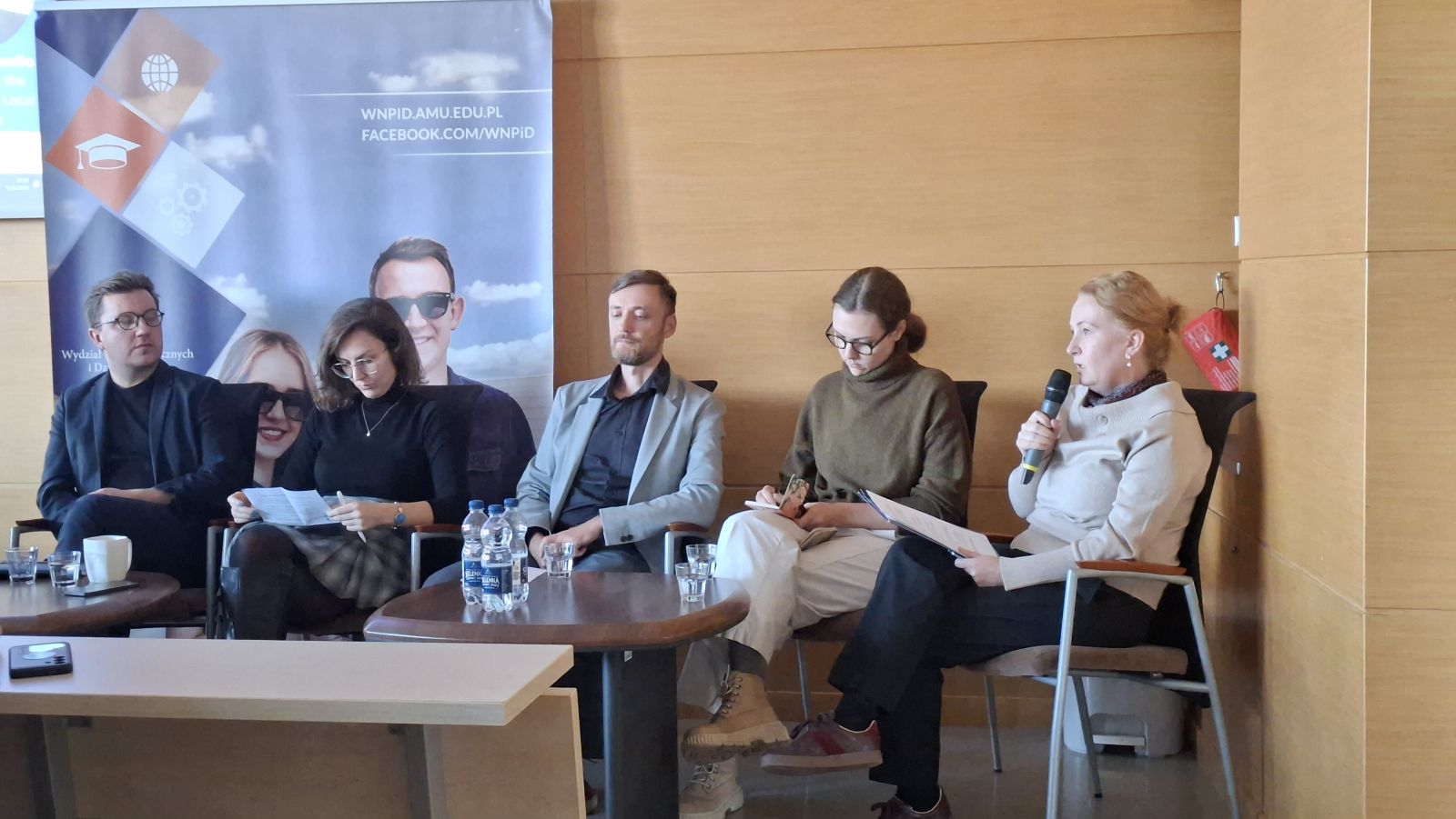 Debate with NGO Representatives 