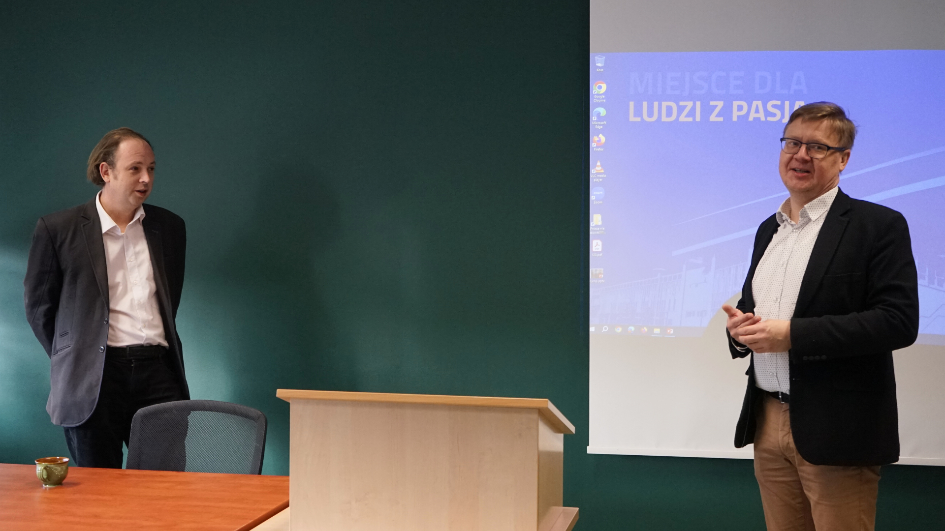 Open Lecture Dr. Lukáš Vomlela