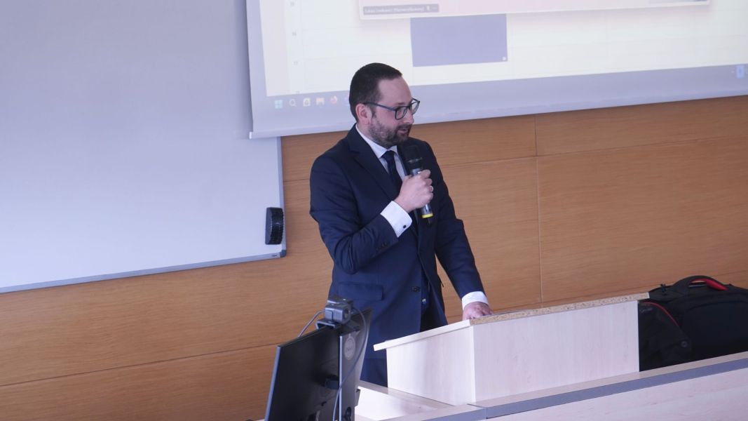 III Konferencja paradyplomatyczna
