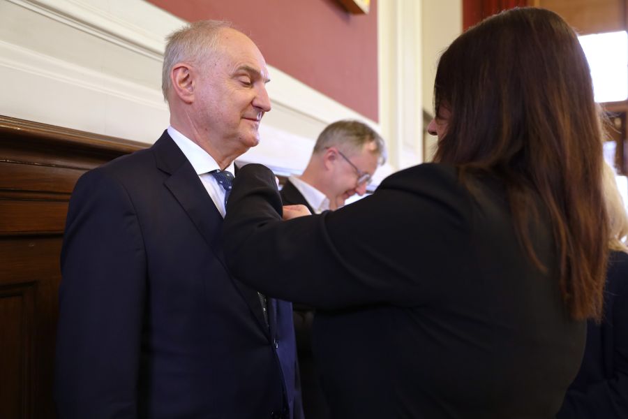 Odznaczenia dla pracowników WNPiD