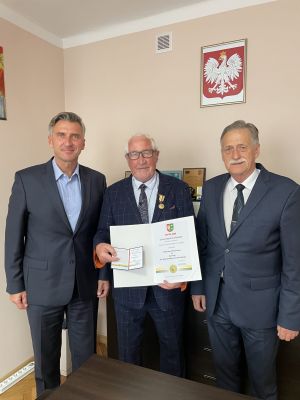 Prof. Jerzy Babiak wyróżniony Odznaką Honorową za Zasługi dla Województwa Lubuskiego 