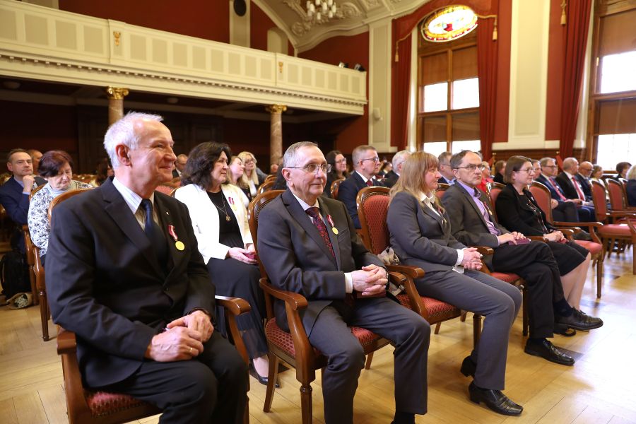 Odznaczenia dla pracowników WNPiD
