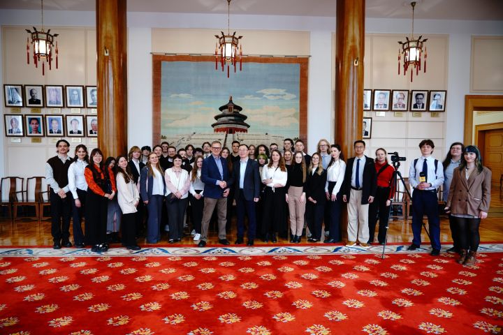 Studenci WNPiD z wizytą w Ambasadzie Chińskiej Republiki Ludowej w Warszawie