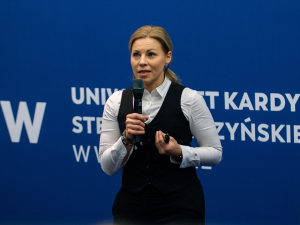 Prof. Magdalena Musiał-Karg z wykładem plenarnym na UKSW