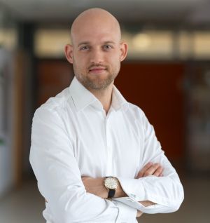 Dr Rafał Szymanowski